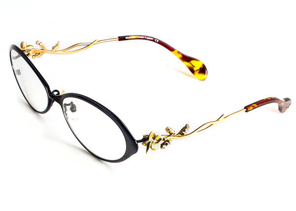 https://www.megane-eye.com/new/hold/0daa99f0511868ed5fab76eaae00739cc5958ede.jpg