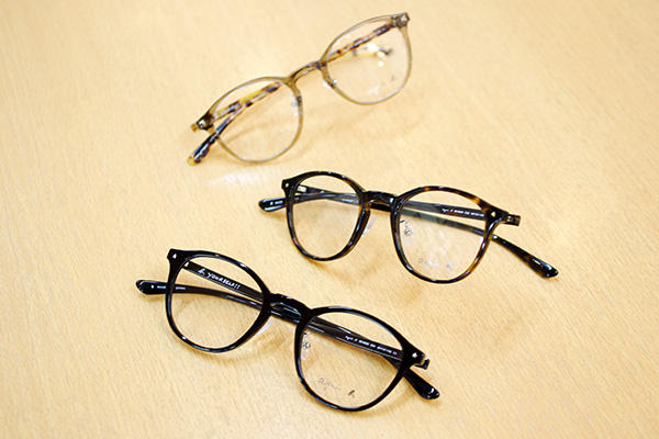 https://www.megane-eye.com/new/hold/9003-1.jpg