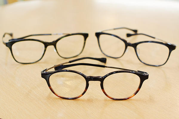 https://www.megane-eye.com/new/hold/9999APM06-1.jpg