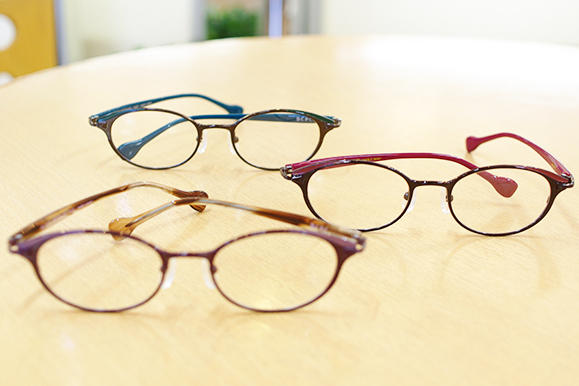 https://www.megane-eye.com/new/hold/BCPC3219-11.jpg