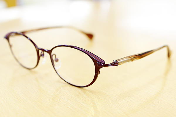 https://www.megane-eye.com/new/hold/BCPC3219-16.jpg