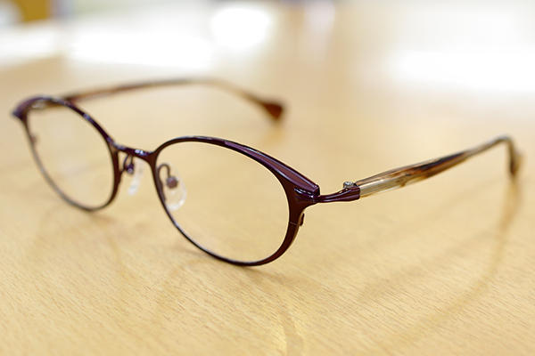 https://www.megane-eye.com/new/hold/BCPC3219-6.jpg