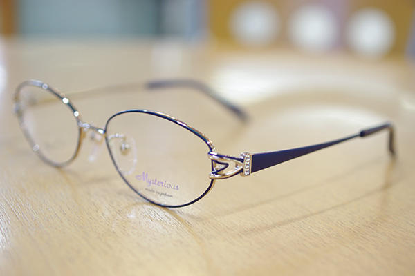 https://www.megane-eye.com/new/hold/ao2-1.jpg