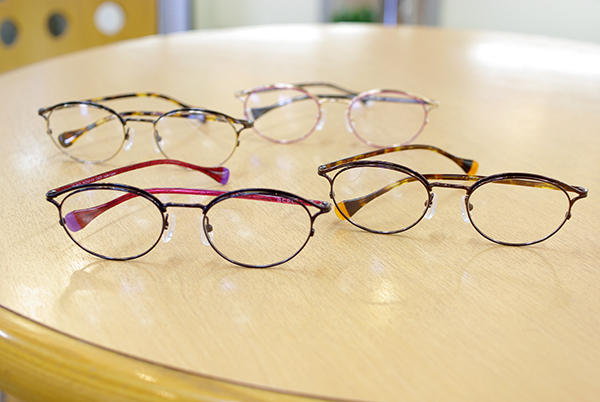 https://www.megane-eye.com/new/hold/bp3220-5.jpg