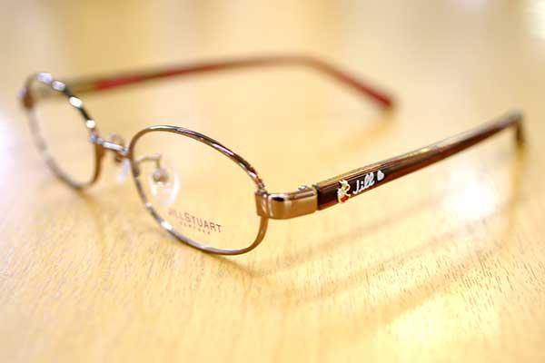 https://www.megane-eye.com/new/hold/jill-26-3.jpg