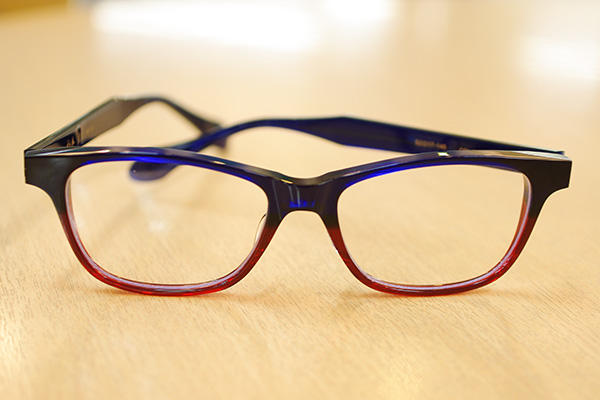 https://www.megane-eye.com/new/hold/ks72-2.jpg