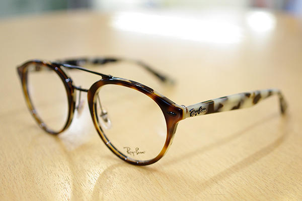 https://www.megane-eye.com/new/hold/rb5354f-1.jpg