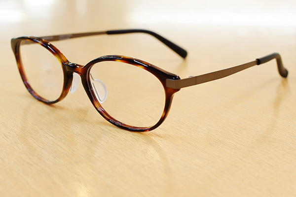 https://www.megane-eye.com/new/hold/we5506-6.jpg